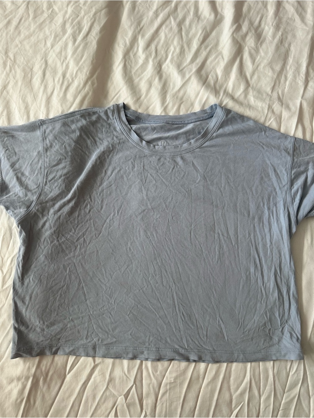 lululemon athletica Light Blue Cropped Short Boxer Sleeve Tee